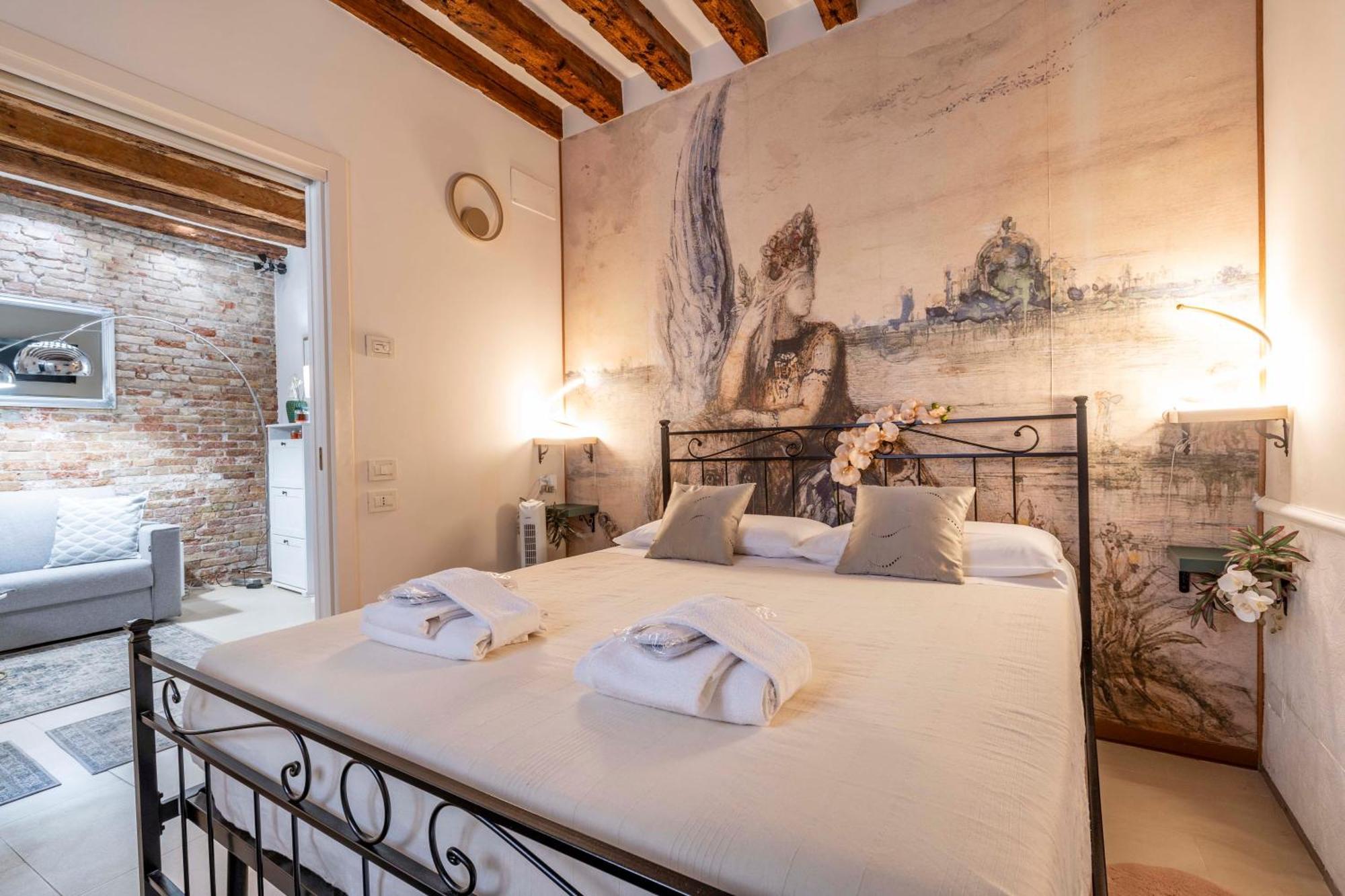 Ca' Pestrin Suite House - San Marco Square Veneza Exterior foto